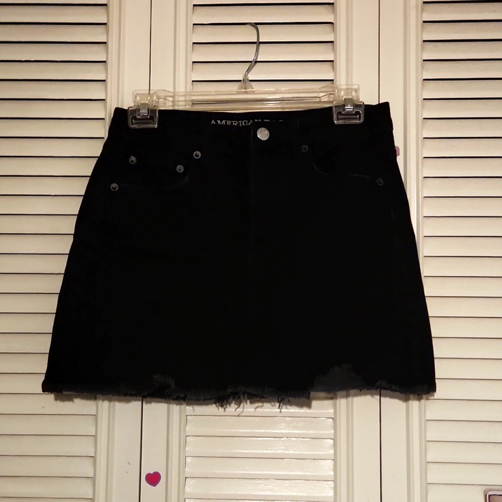 🌈American Eagle Outfitters Cute Black Skirt!🌈